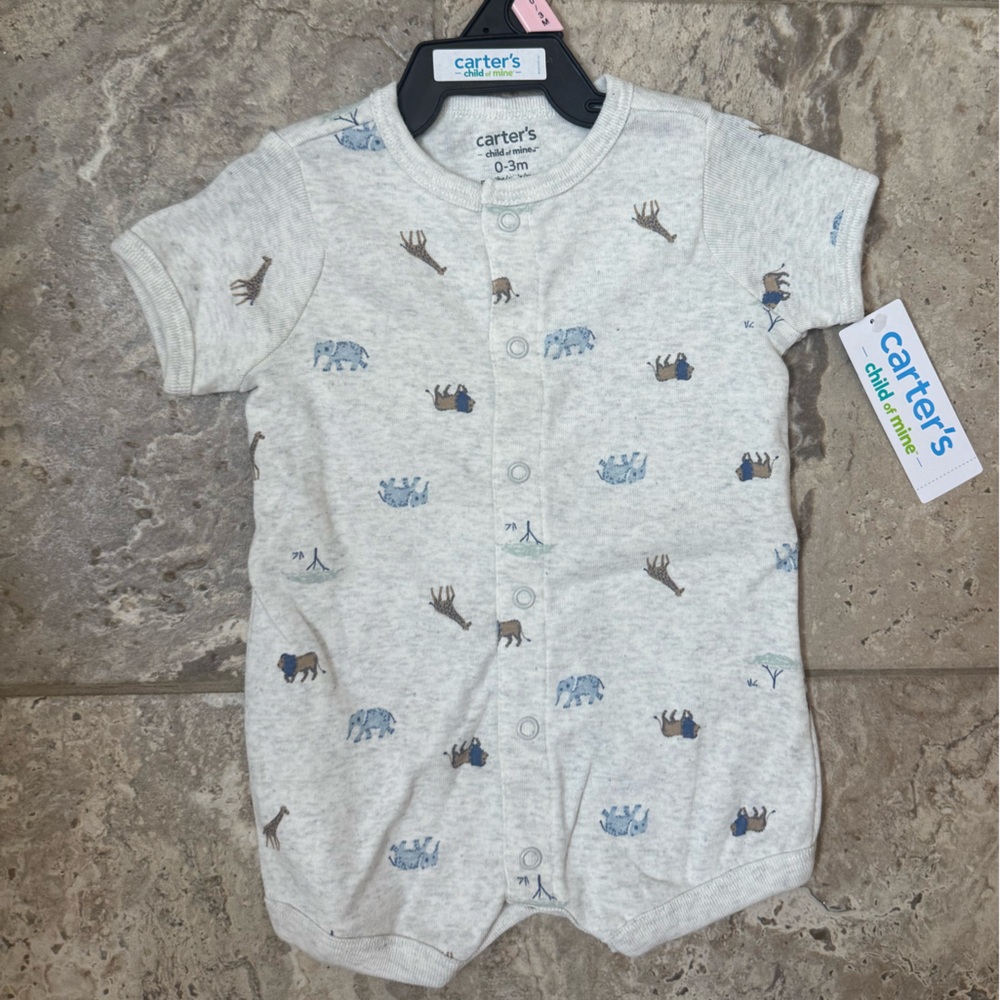NWT Size 0-3 months Carter's Light Gray Animal Print Bodysuit
